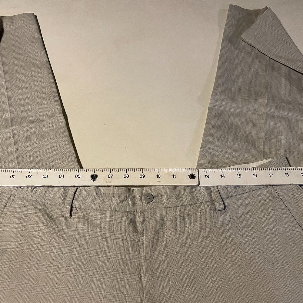 Greg Norman Plaid Golf Pants - Size 36x32, Beige/Tan